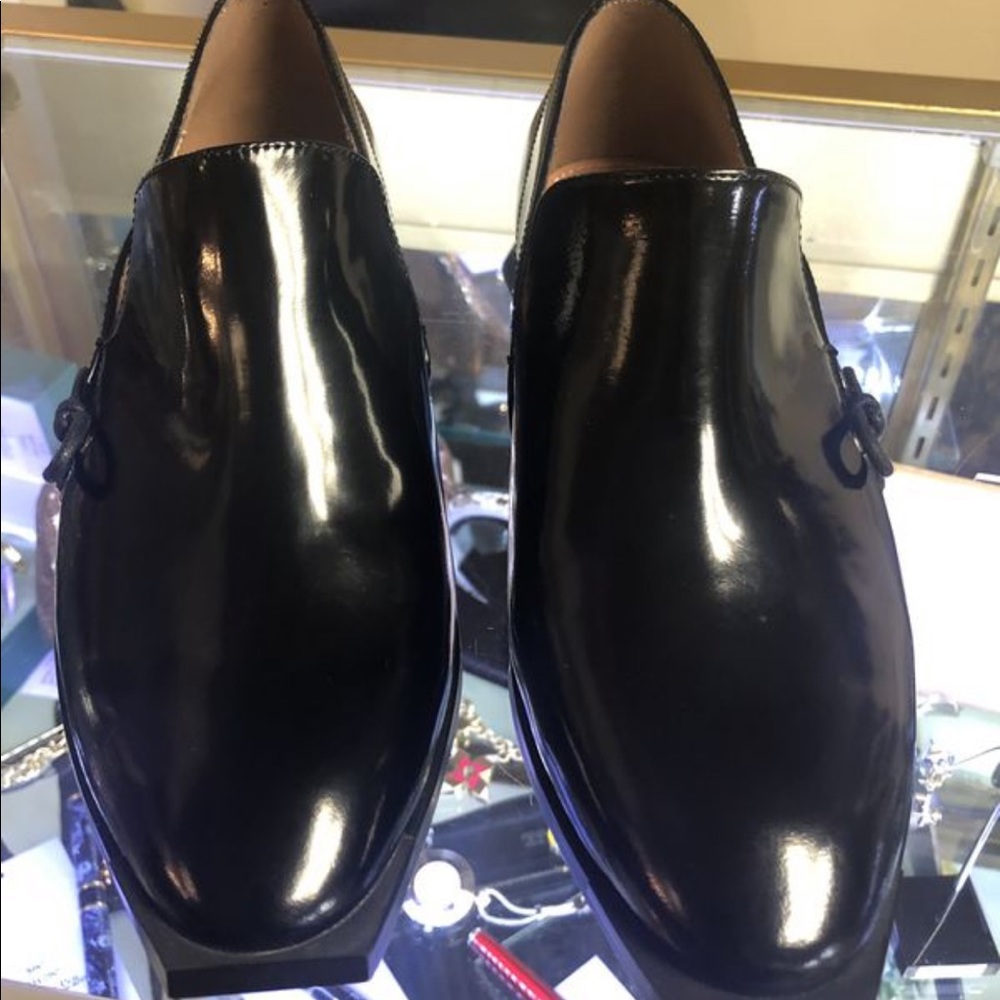 Súper cool women shoes BCBG s/6